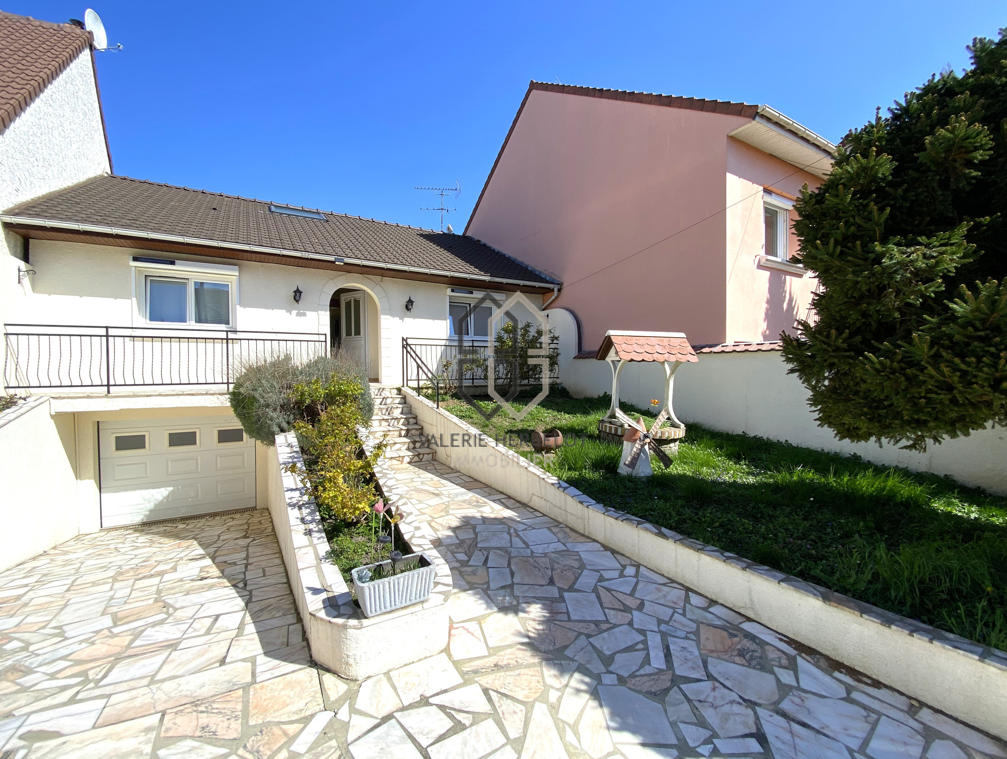 Agence immobilière de Valerie Herbelot Immobilier