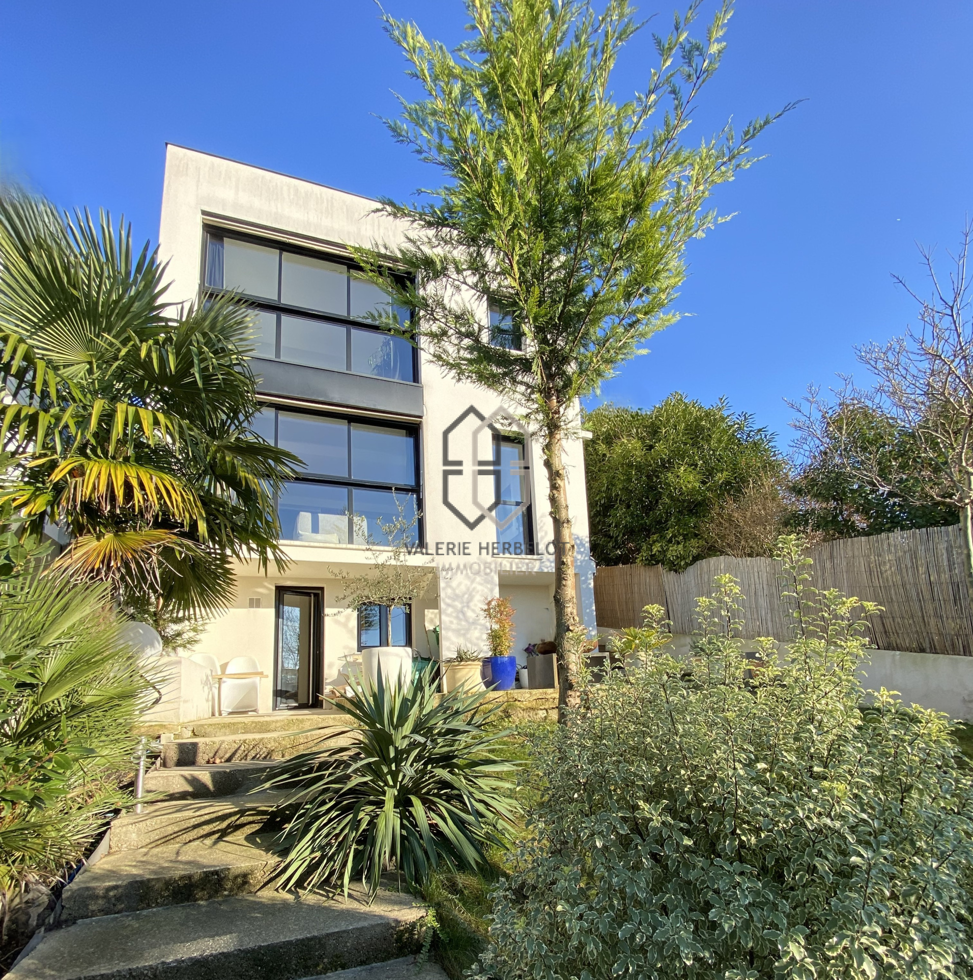 Agence immobilière de Valerie Herbelot Immobilier