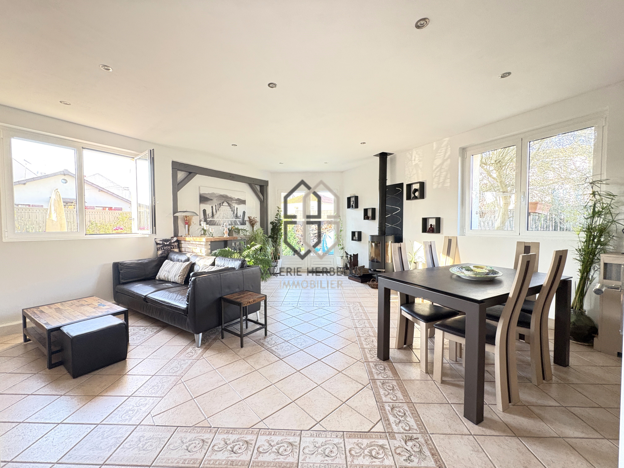 Agence immobilière de Valerie Herbelot Immobilier